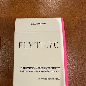 FLYTE.70 HazyView Dense Eyeshadow
